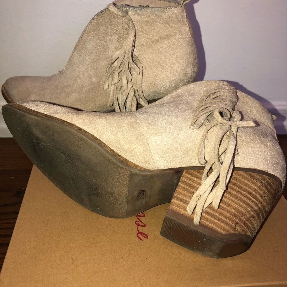 Coconuts By Matisse Booties - image 5